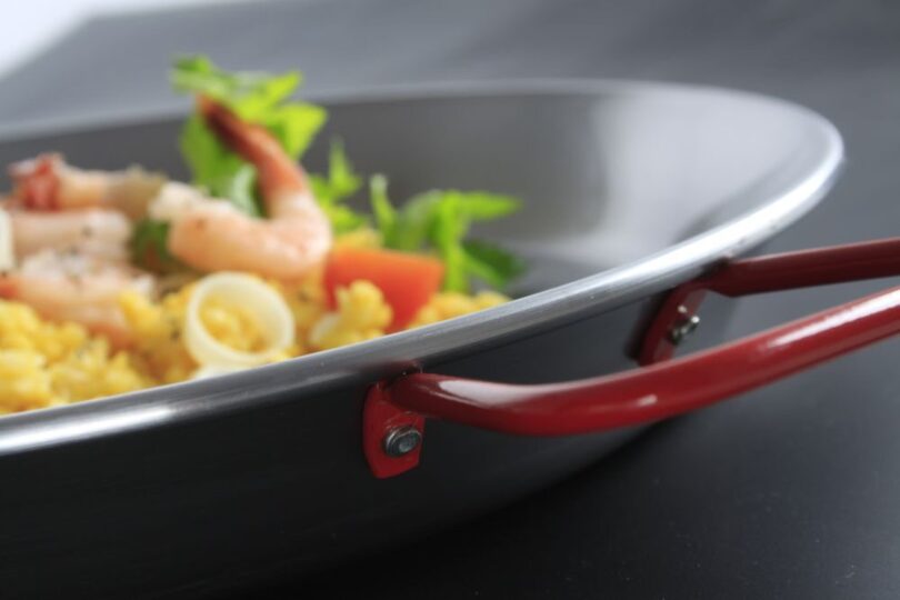 Duurzame 60 cm paellapan voor horeca gebruik