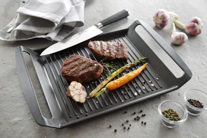 Hendi grillplaat voor inductie in een horecakeuken
