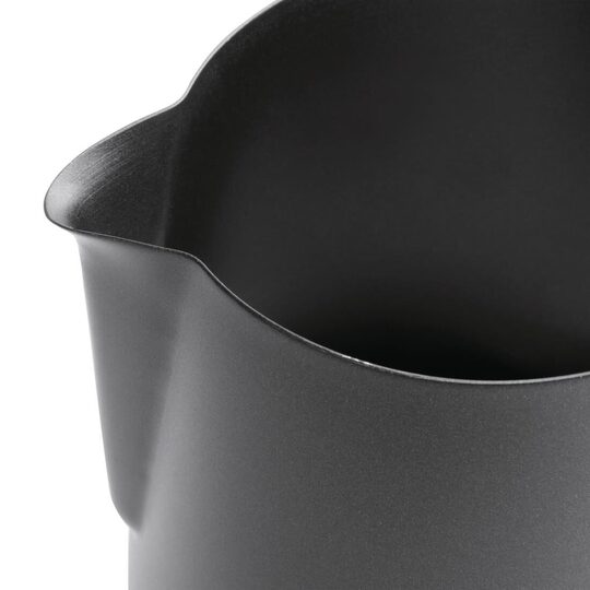 cm607_milkfrothingjug2