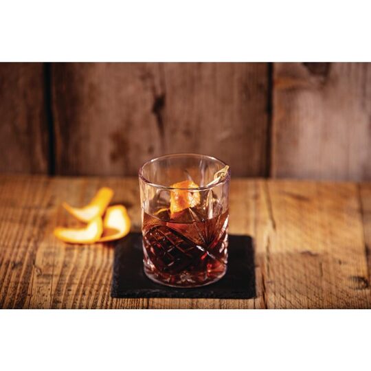 Olympia Old Duke whiskeyglas in een horeca setting