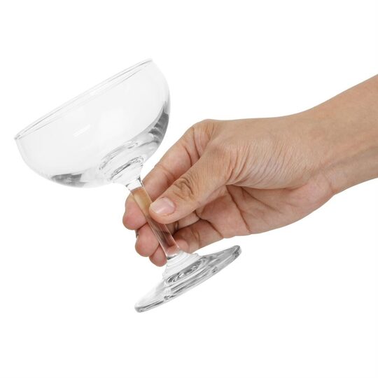 cz009_npi23-champagnecoupe4