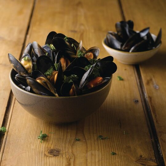 fa587_fa640_1_crockery