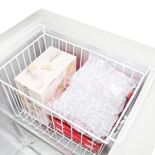 Polar G-Serie vrieskist 378 liter in verpakking