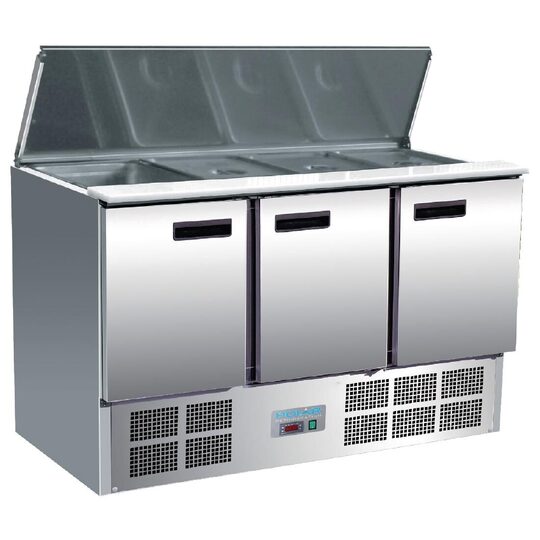 g607-3-door-counter-closed