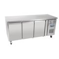 Polar 3-deurs koelwerkbank 70cm diep vooraanzicht