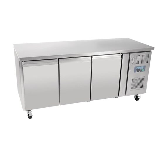 Polar 3-deurs koelwerkbank 70cm diep vooraanzicht