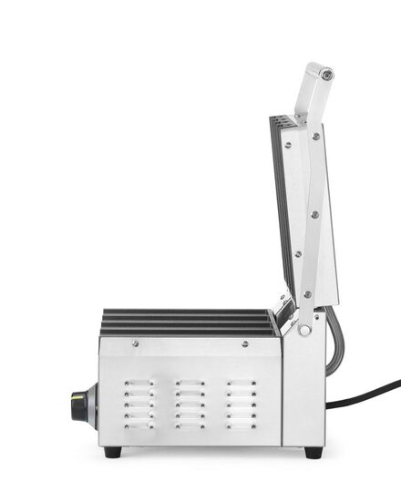 Hendi contactgrill in open positie voor bereiding