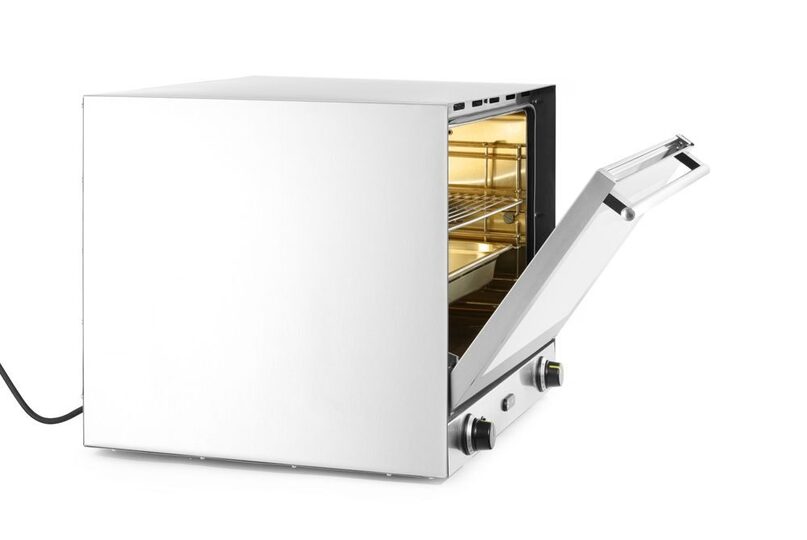 Interieur van Hendi heteluchtoven met GN 1/1 capaciteit