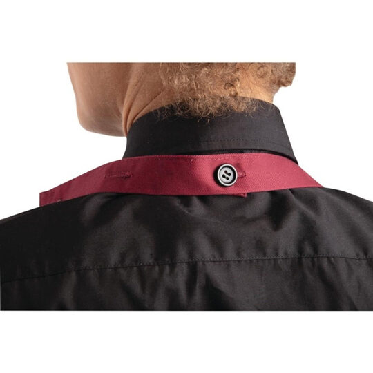 Detailopname van bordeauxrood Gastronoble halterschort