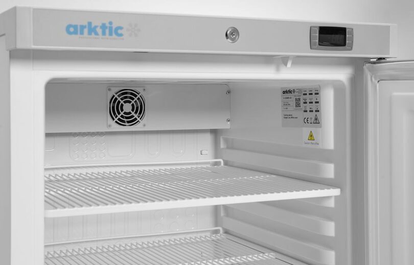 Hendi Budget Line koelkast 100 liter met open deur