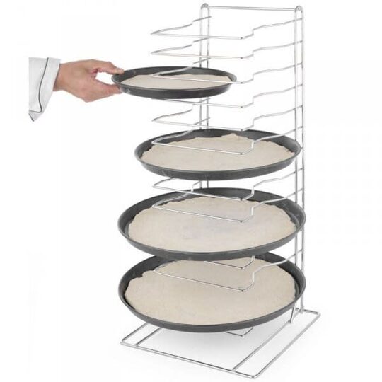 De 3,5 cm afstand tussen de etages is geschikt voor zowel screens als diepere pannen.