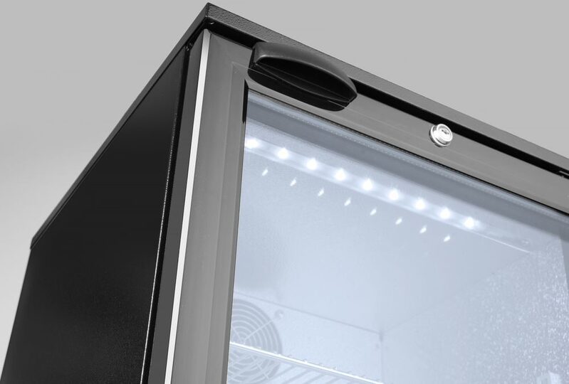 Detail van de deur en handgreep Hendi barkoeling