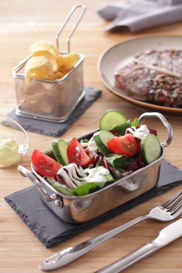 Collectie Hendi miniatuur serveerpannen en braadsledes voor de horeca