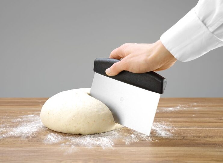 Hoogwaardige RVS deegsteker voor professionele bakkers