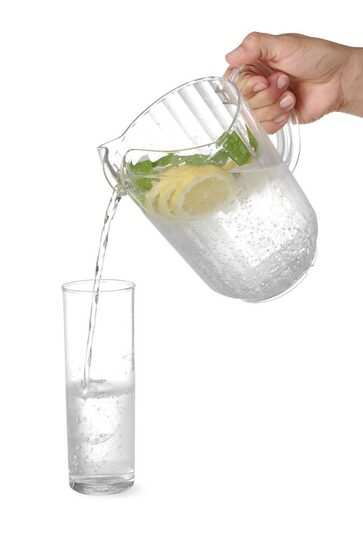 Transparante Hendi waterkan 1,8 liter, ideaal voor tafelgebruik
