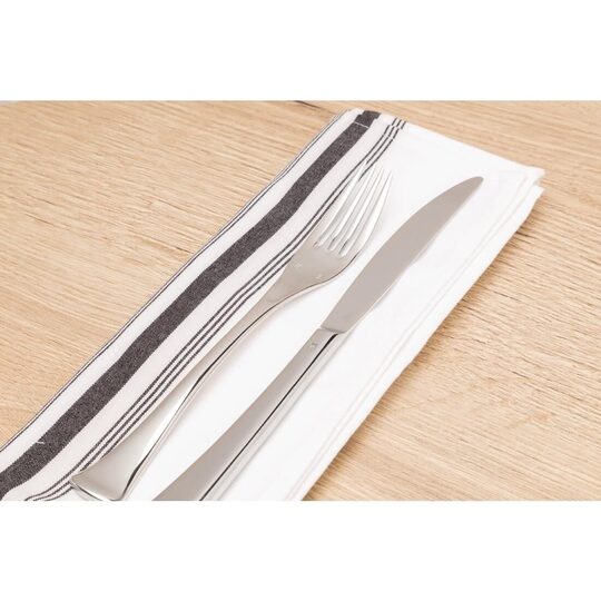 cm318_napkinlifestyle