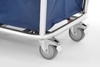 Zijaanzicht van de Hendi wasgoed trolley voor horeca gebruik