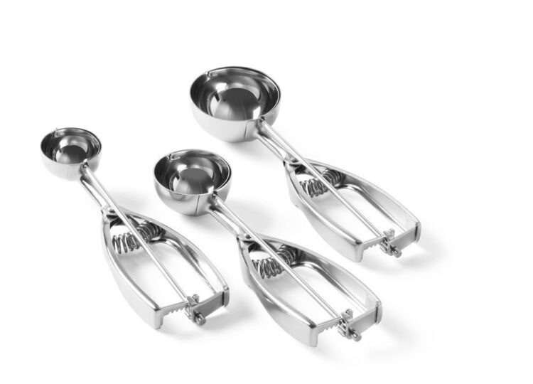 Diverse maten Hendi Kitchen Line portioneerlepels voor de horeca