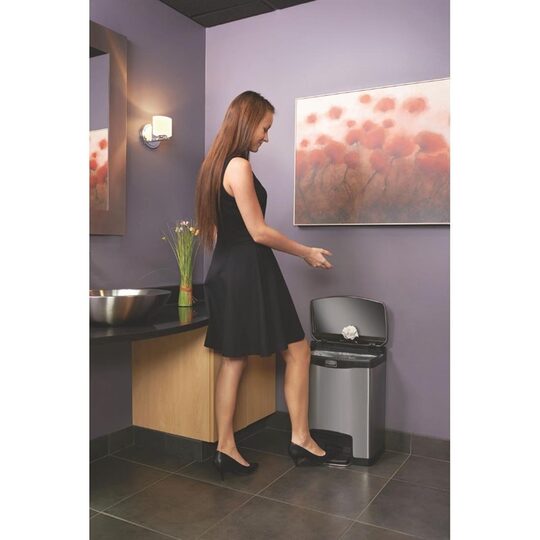 GE937_Rubbermaid_Van Hattem Horeca 7