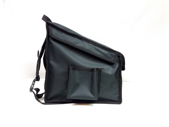 Geopende Hendi pizzabezorgtas voor optimale isolatie