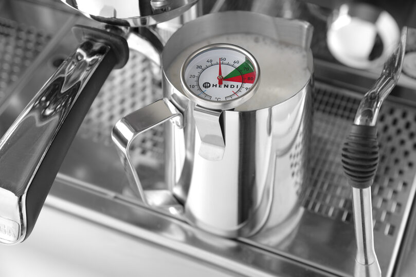 Detailopname van de Hendi melkschuim thermometer schaalverdeling